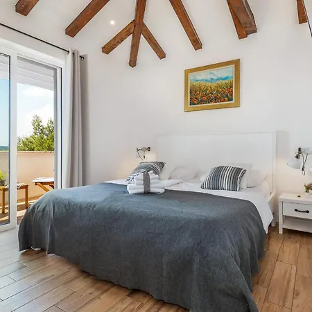 Holiday home Lantina