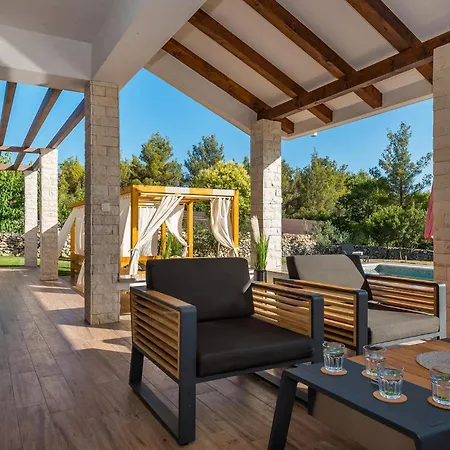 Holiday home Lantina *