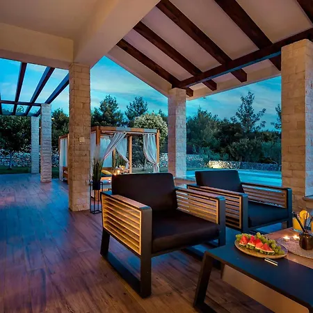 Lantina Holiday home *