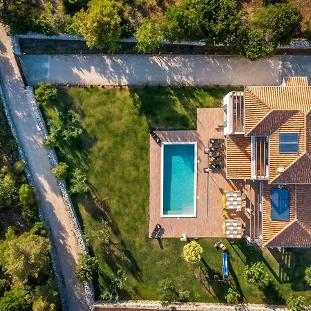 Lantina Holiday home
