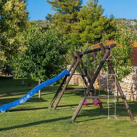 Lantina Holiday home Potege